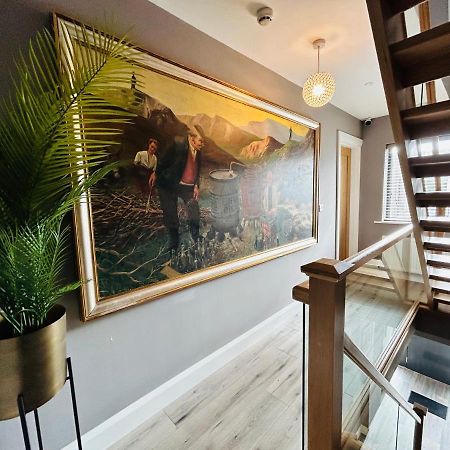 Winnie'S Lodge Galway Bagian luar foto